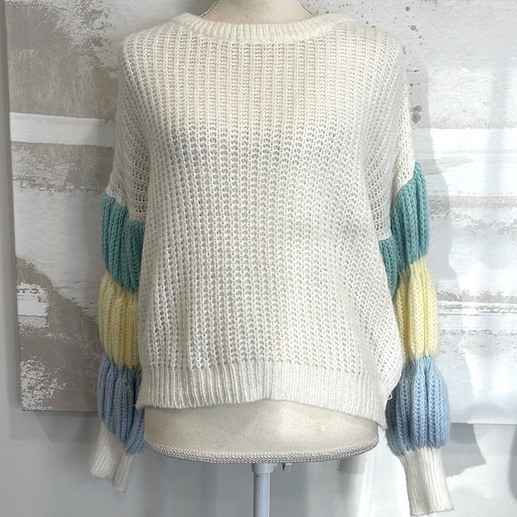 Boutique Balloon Colorblock Sleeve sweater made in Italy - Picture 2 of 5